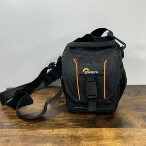 Lowepro Adventura SH 120 II Shoulder Bag for DSLR Camera Removable Strap
